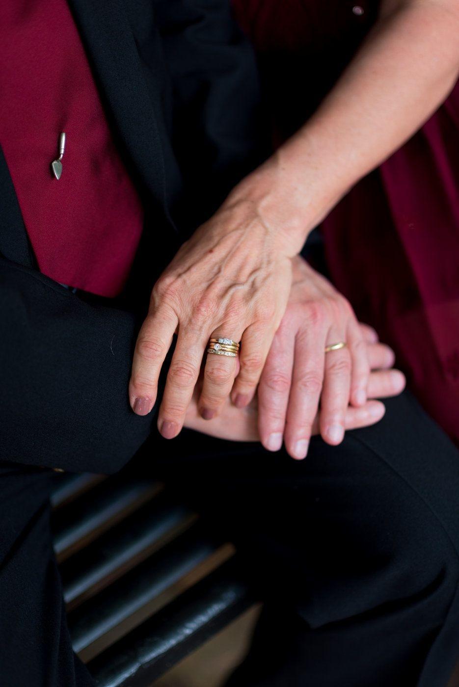 carousel-hero-element image-11