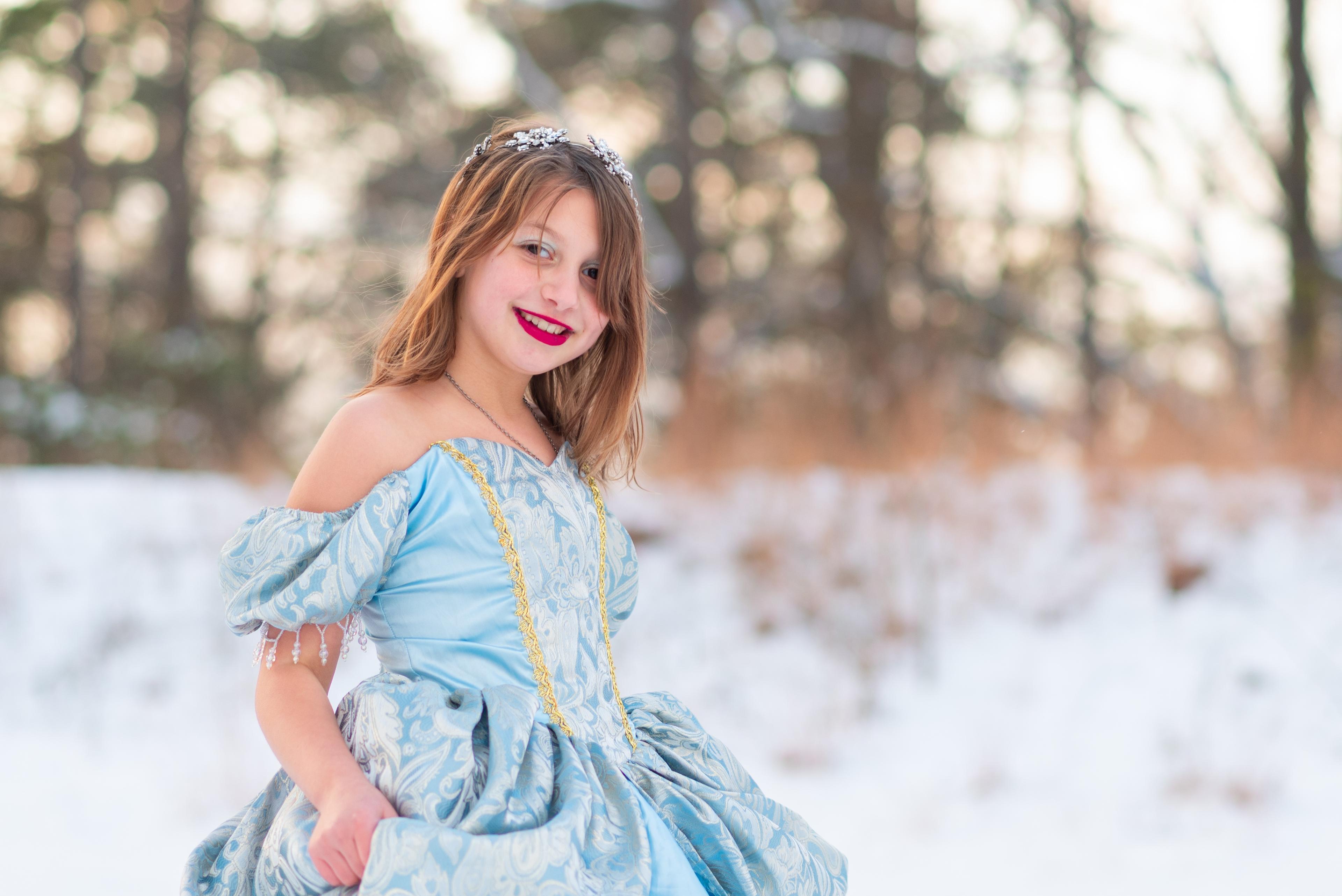 A Magical Winter Wonderland Princess Shoot with the Hawthorne Family